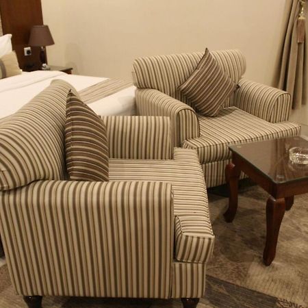 ماسة داركم للوحدات السكنية Aparthotel Buraidah Exteriör bild