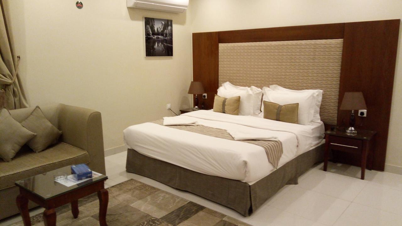 ماسة داركم للوحدات السكنية Aparthotel Buraidah Exteriör bild